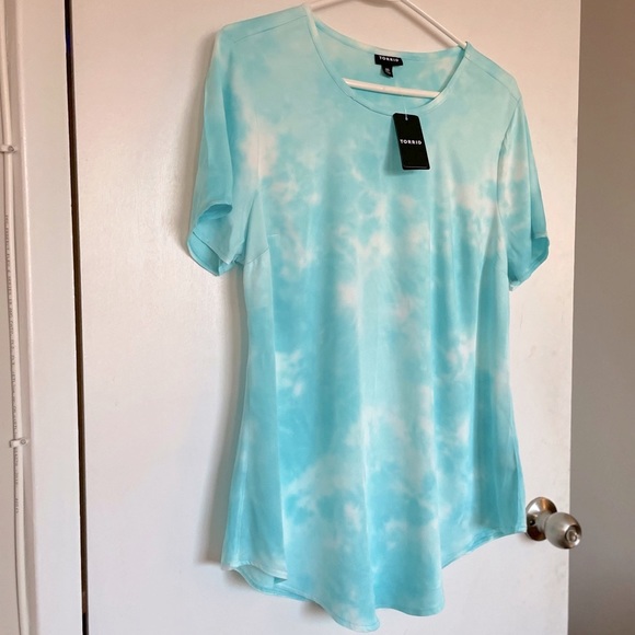 Torrid Soft Short Sleeve Cloud Top - Size 00 (M) - Picture 2 of 13